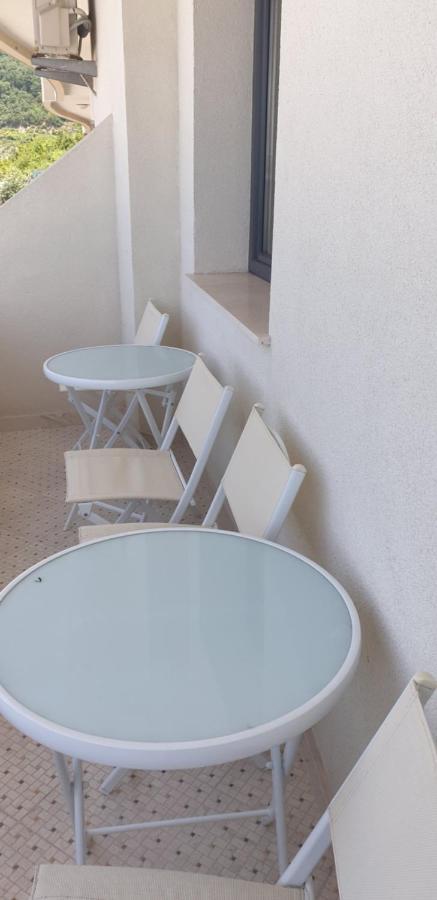 Apartmani Svetionik Budva Phòng bức ảnh
