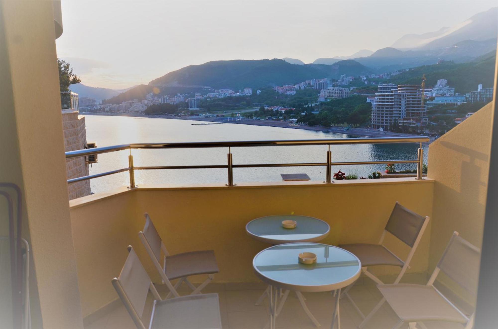 Apartmani Svetionik Budva Phòng bức ảnh