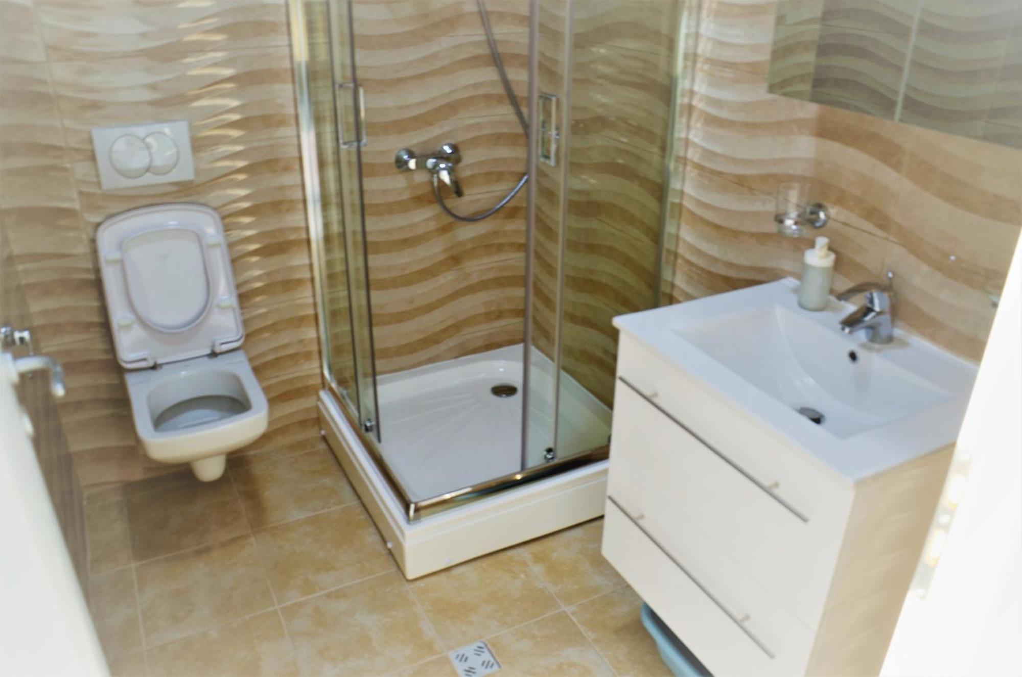 Apartmani Svetionik Budva Phòng bức ảnh
