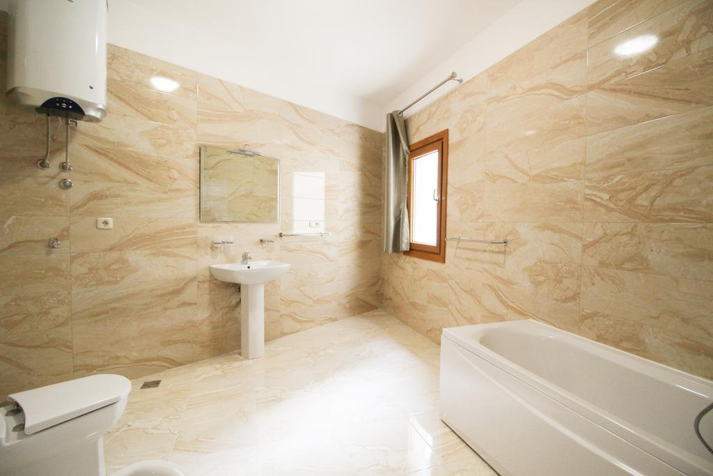 Apartmani Svetionik Budva Ngoại thất bức ảnh