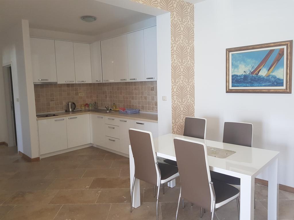 Apartmani Svetionik Budva Ngoại thất bức ảnh