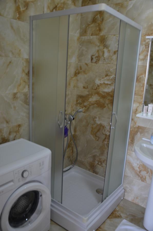 Apartmani Svetionik Budva Phòng bức ảnh